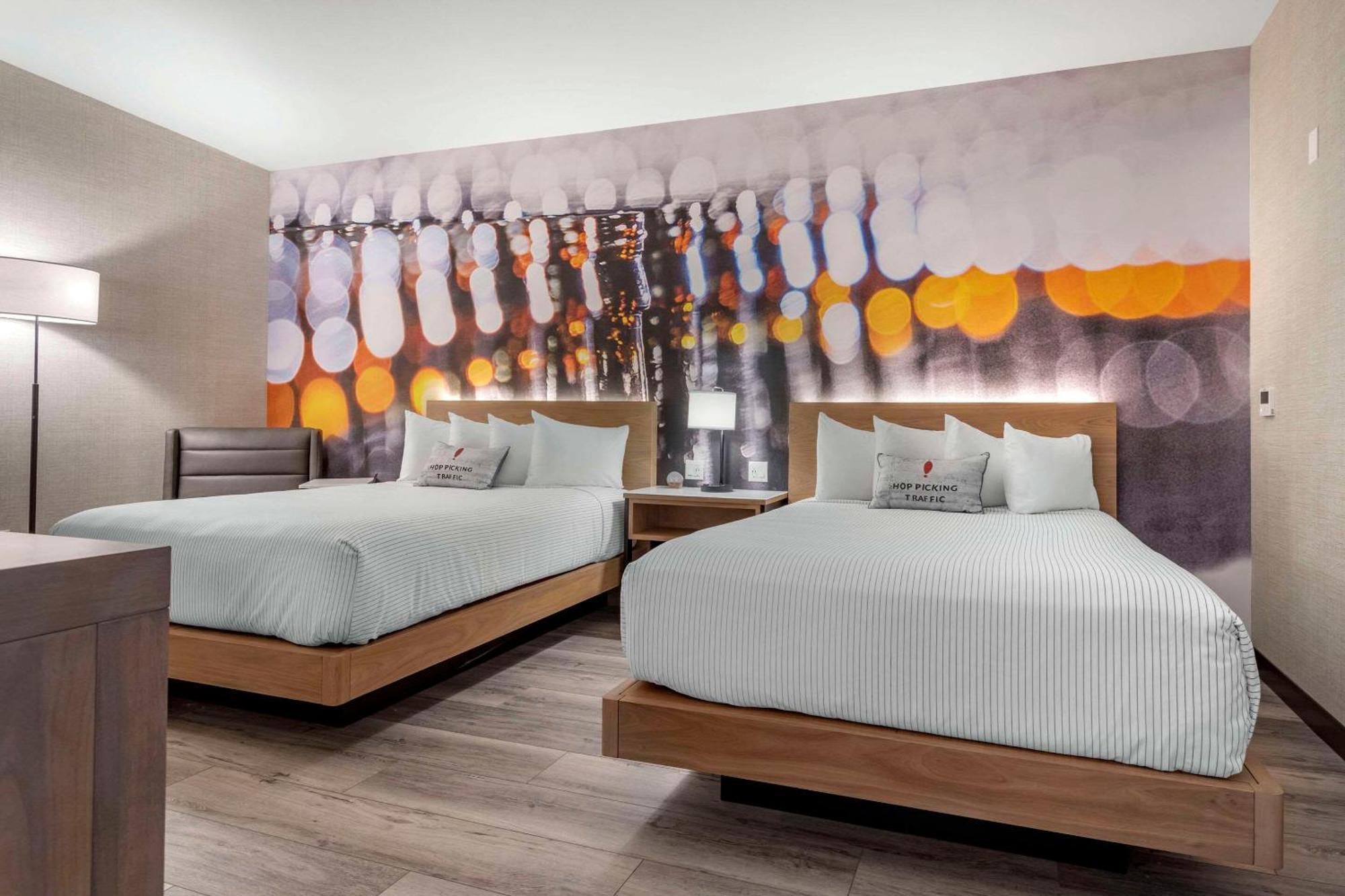 Cambria Hotel Portland Downtown Old Port מראה חיצוני תמונה