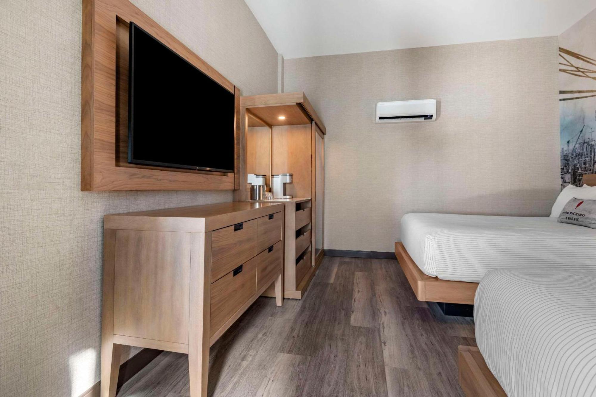 Cambria Hotel Portland Downtown Old Port מראה חיצוני תמונה