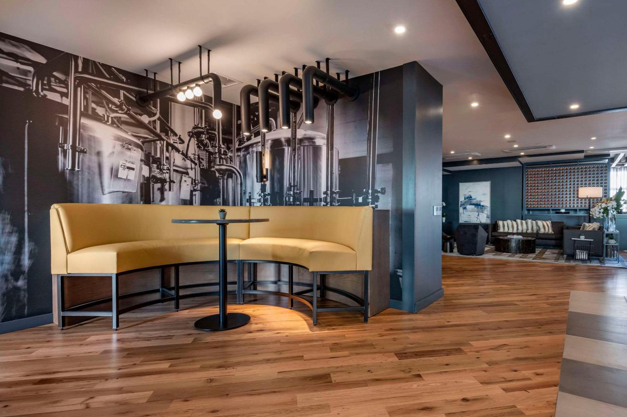 Cambria Hotel Portland Downtown Old Port מראה חיצוני תמונה
