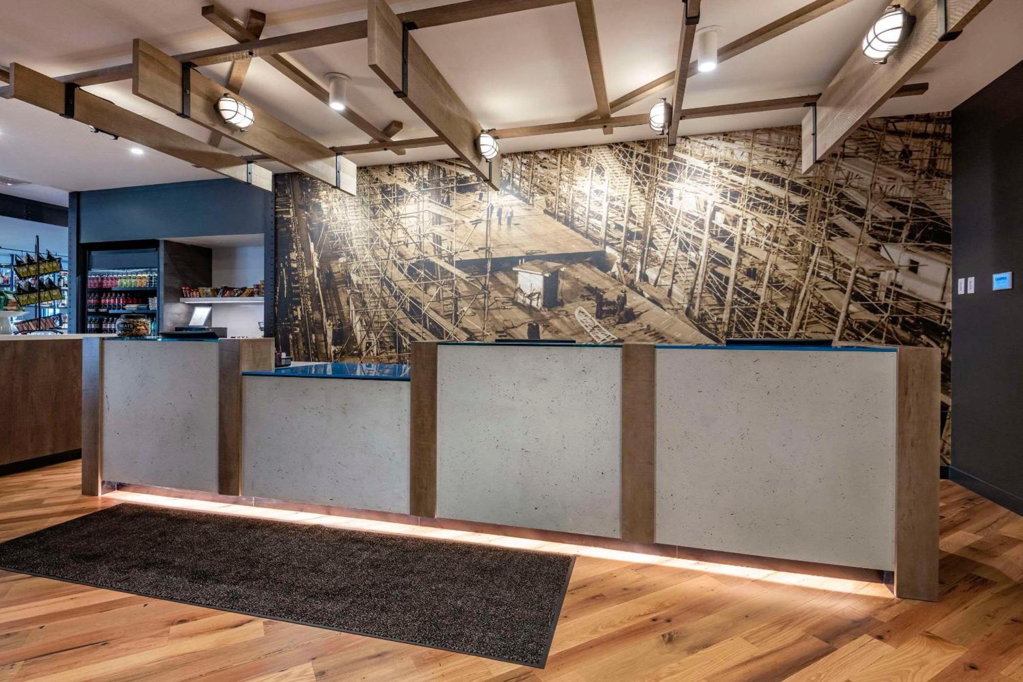 Cambria Hotel Portland Downtown Old Port מראה חיצוני תמונה